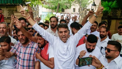 NC protests in Delhi demanding restoration of statehood.