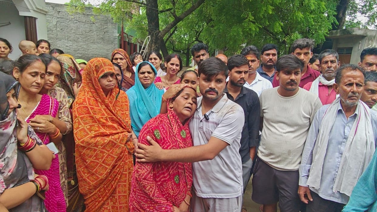 Family Refuses to Perform Last Rites of Youth Killed in Kishni Firing Case