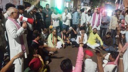 Protests Erupt Across Kanpur, Etawah and Orai Over Akhilesh Yadav's Detention in Delhi