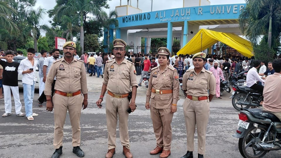 Rampur: SP delegation visits Jauhar University and meets students; targets the government over the demolition