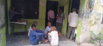 खाद ने बढ़ाई मुसीबत