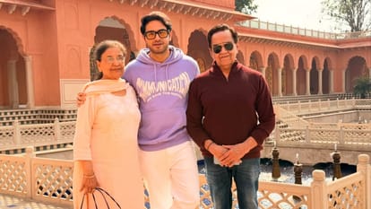 Gaurav Khanna Extends Wishes on Birthday of his Mother pens Lovely Post Saying always a Mammas Boy