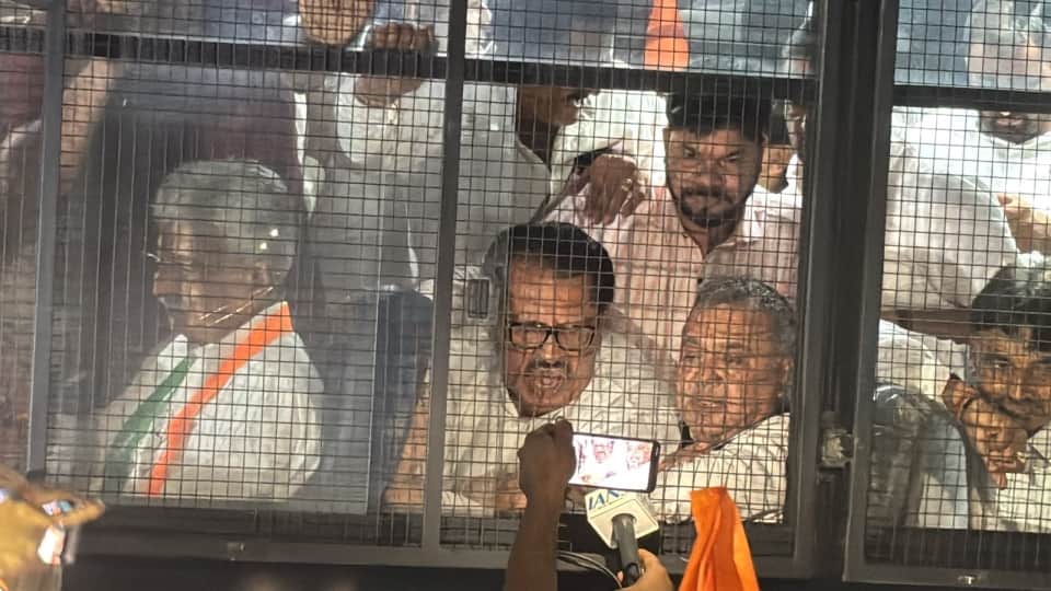 Haryana Congress protest in support of students