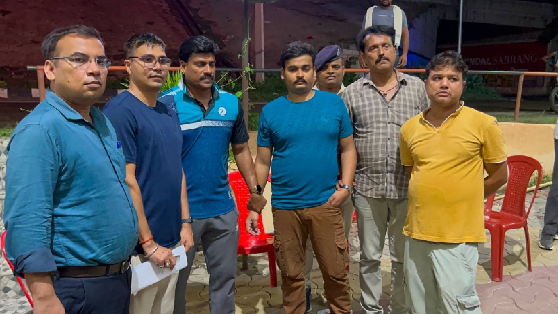 रिश्वत लेते थाना अध्यक्ष को निगरानी ने किया गिरफ्तार
