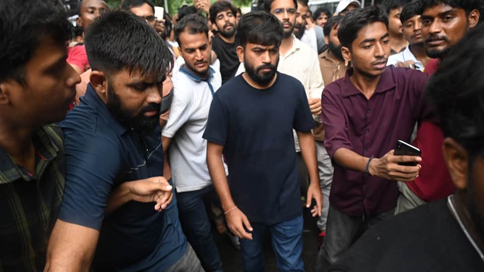 'Cockroach Janata Partys Instagram handle banned; Abhijit Deepke accuses the central government