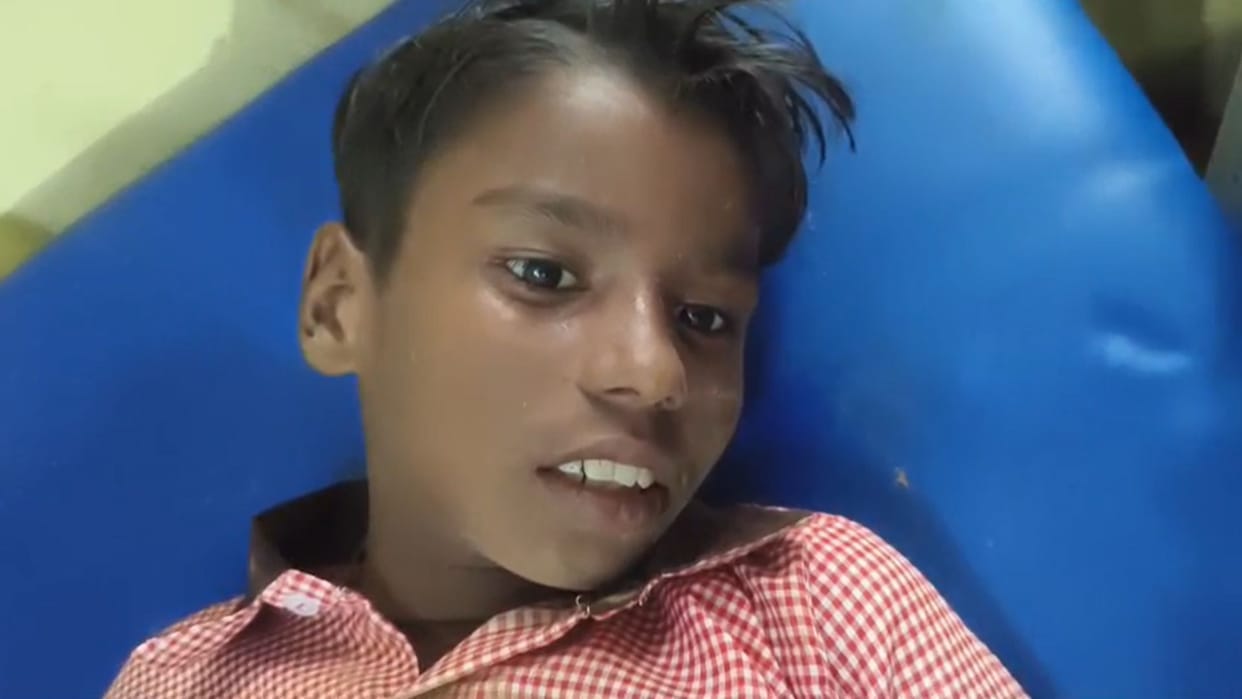 School toilet locked child electrocuted while going to the fields to relieve himself in chandauli