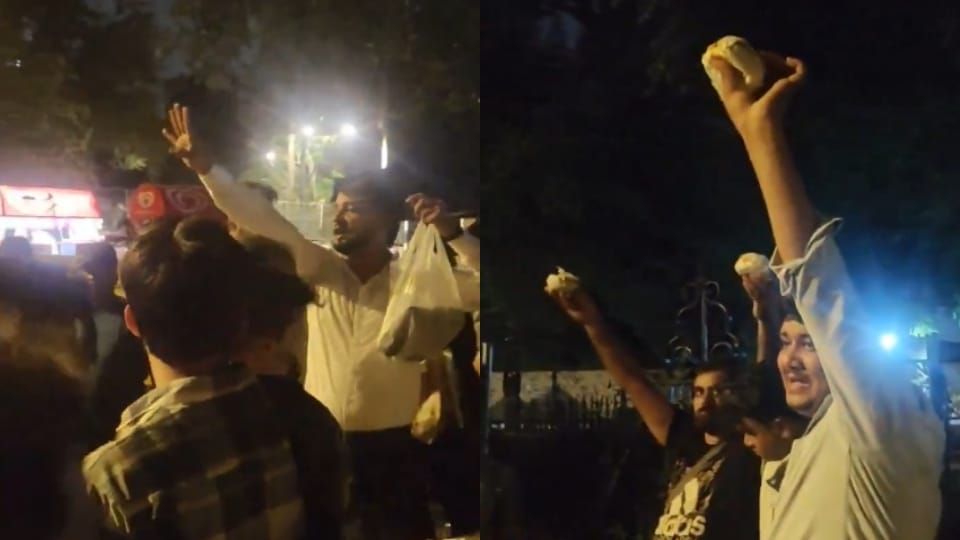 humanity amidst protest at Jantar Mantar people distributing biryani water show solidarity