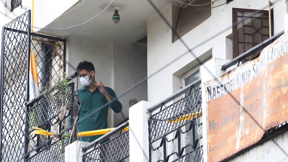 Fire breaks out at home in Delhi mother and two young daughters burned to death