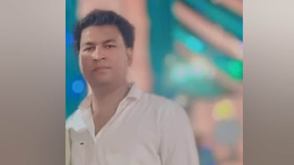 two sons beat their parents to death In Ghaziabad