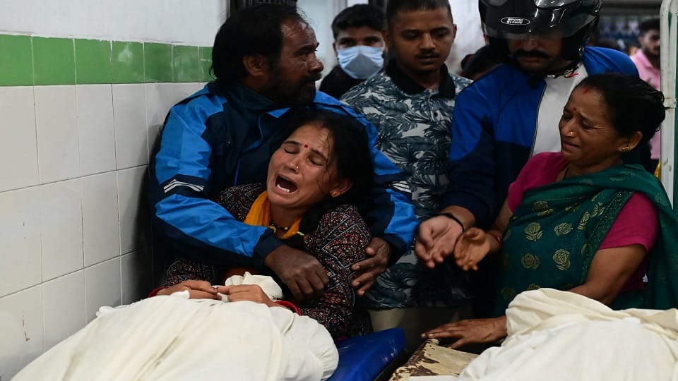 Mother and two sons died due to suffocation in a water tank in Gaulapar Haldwani