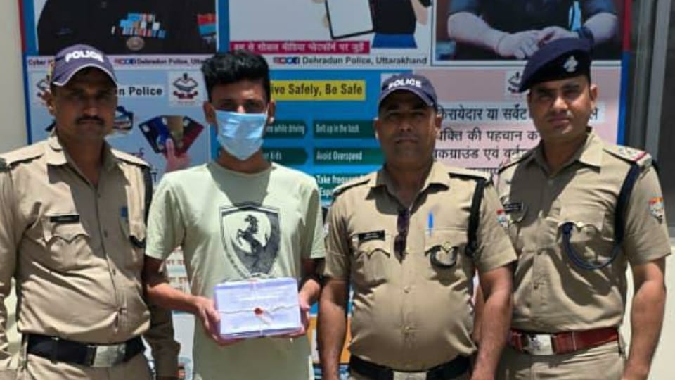 Dehradun News Shooting outside café case revealed Shot fired over a dispute involving Money