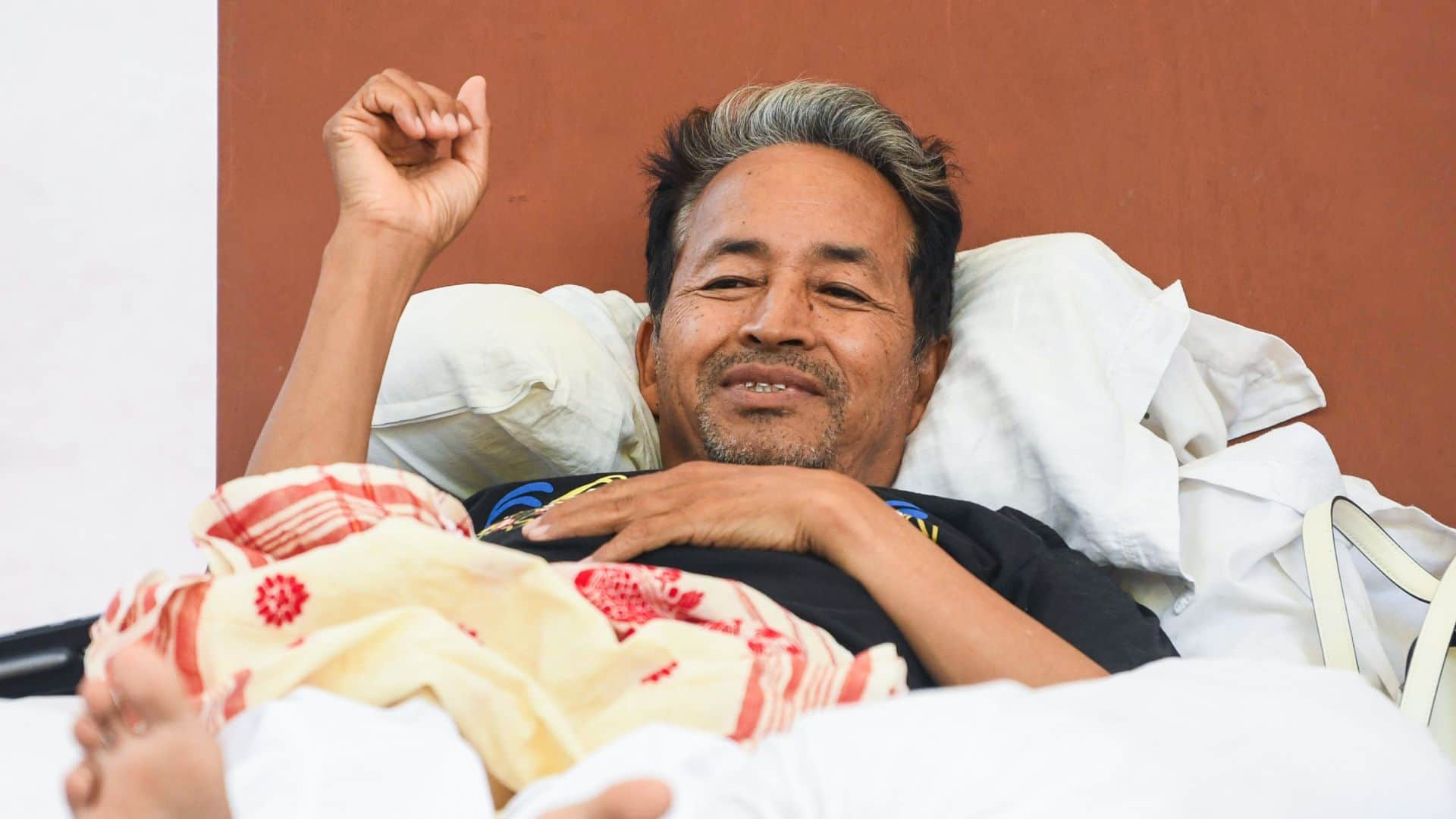 Salman Khan tweet on CJP protest appeals student to end it and ask sonam wangchuk to end his hunger strike