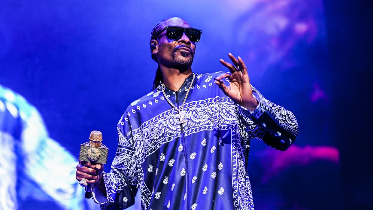 Snoop Dogg Biopic Finalized Release Date Film To Release In 2027 Jonathan Davis To Play The Lead Role
