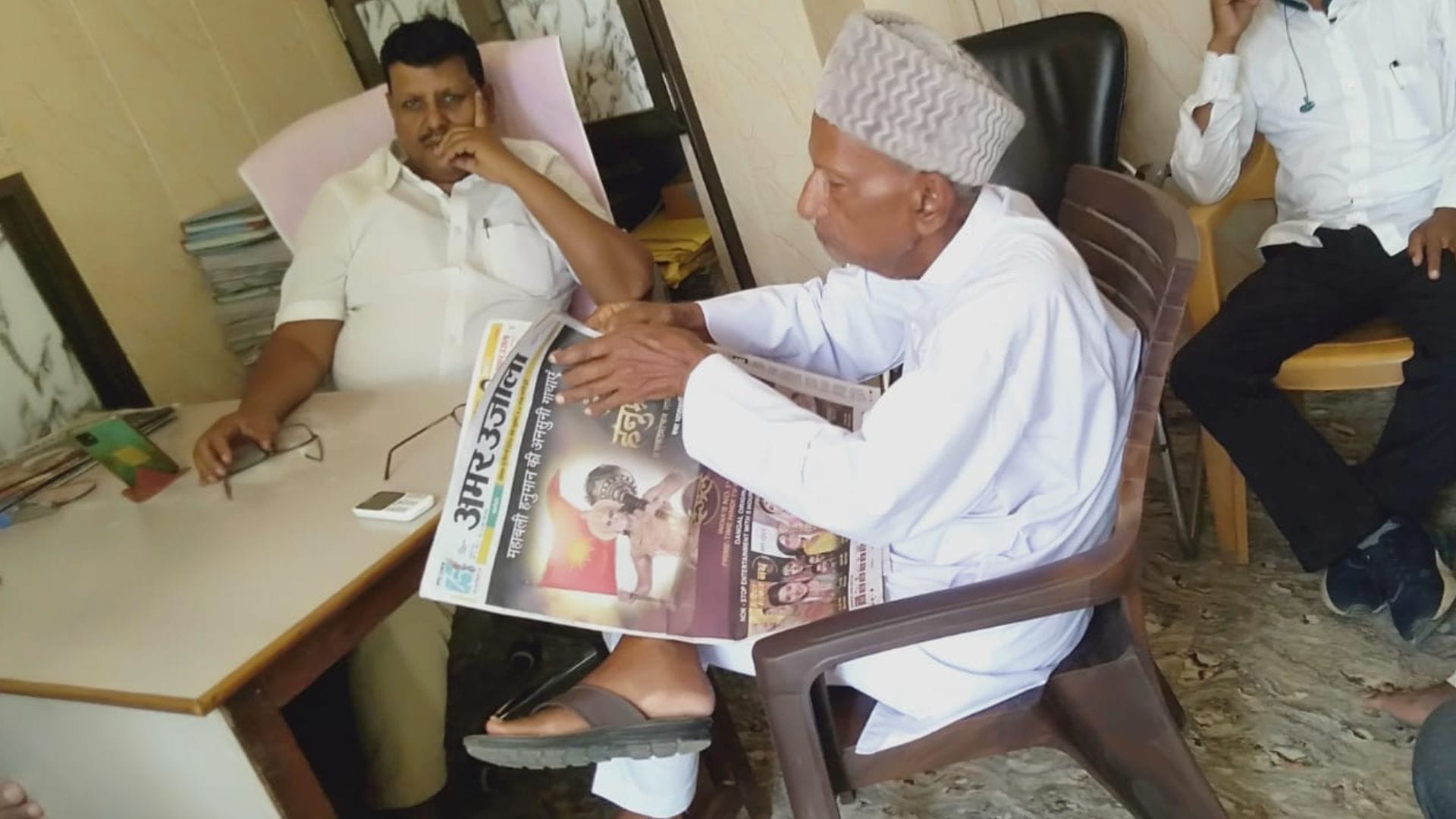 story of SP leader Alam Badi Azmi five-time MLA from Nizamabad seat in azamgarh