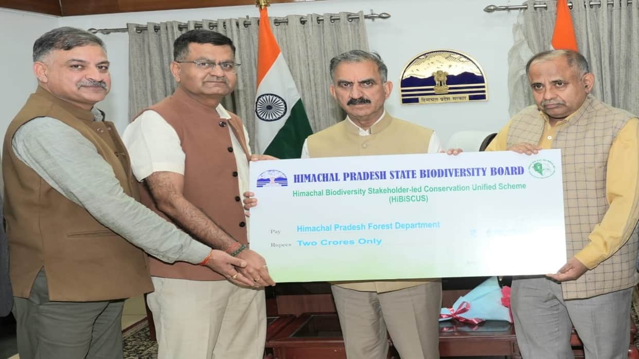 Himachal: Hibiscus scheme to boost biodiversity conservation; 200,000 farmers to benefit.