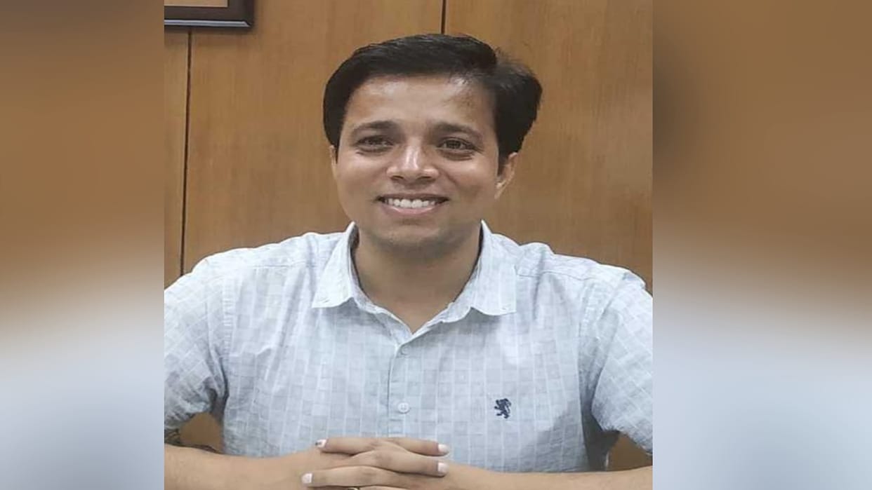 Vivek Bhatia to go on deputation to the Centre; appointed Director in the Department of Youth Affairs.