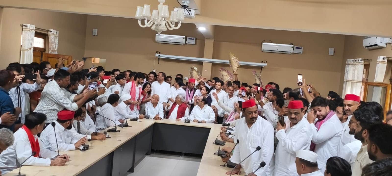 Rampur: SP backs student protest at Jauhar University; Leader of Opposition calls demolition order wrong