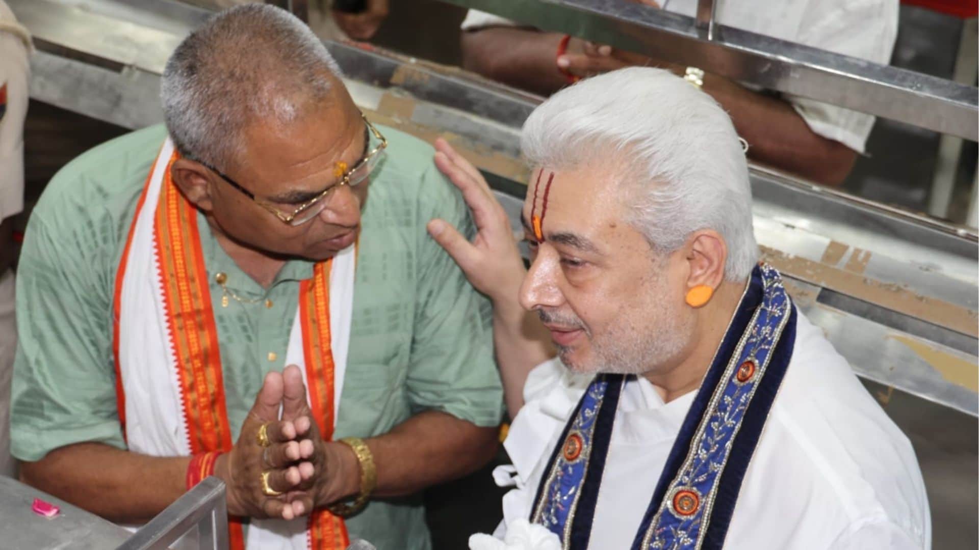 किरीट भाई ने खाटूश्यामजी पहुंच कर मांगी माफी