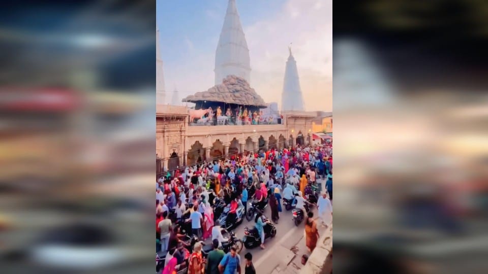 Govardhan Mudiya Purnima mela Begins Grand Arrangements for Nearly 20 Million Devotees