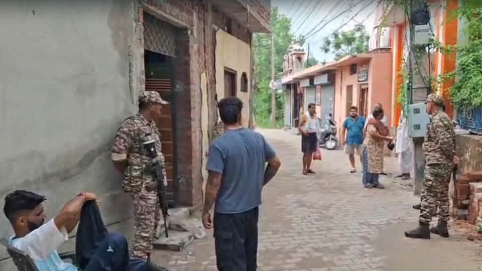 होशियारपुर में ईडी की रेड