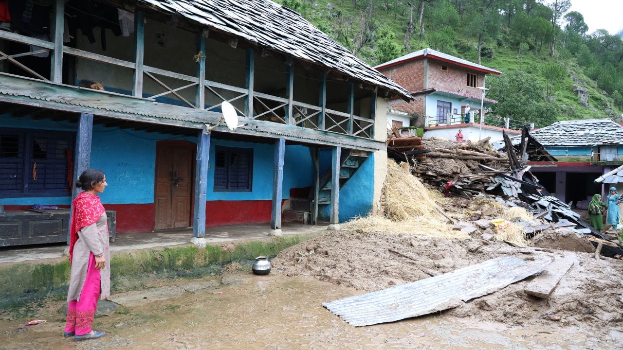 kangra cloudburst garhgoon bhangar villages destroyed spaida evacuated