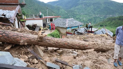 kangra cloudburst garhgoon bhangar villages destroyed spaida evacuated