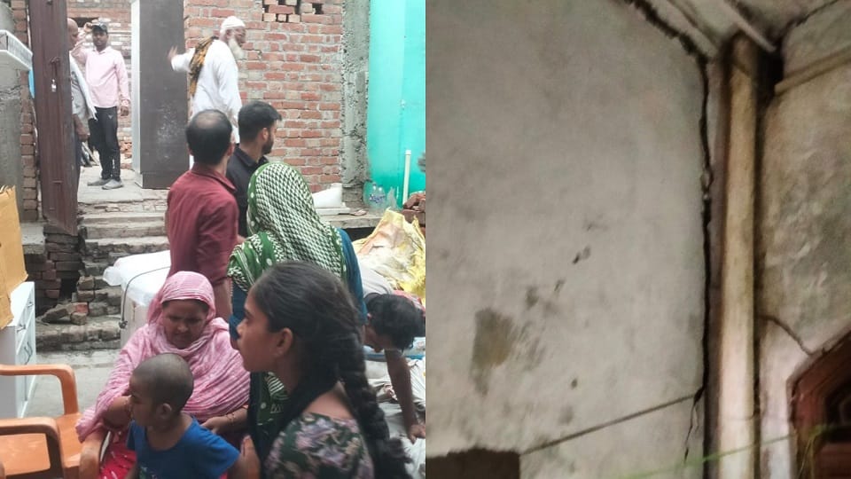 Cracks suddenly appeared in houses in Kasganj