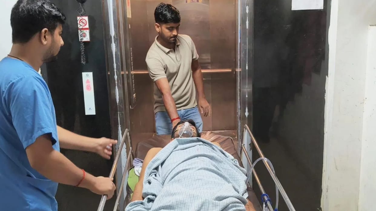 Bihar Crime Masked Gunmen Open Fire on JDU Leader Son Nephew Two Critically Injured