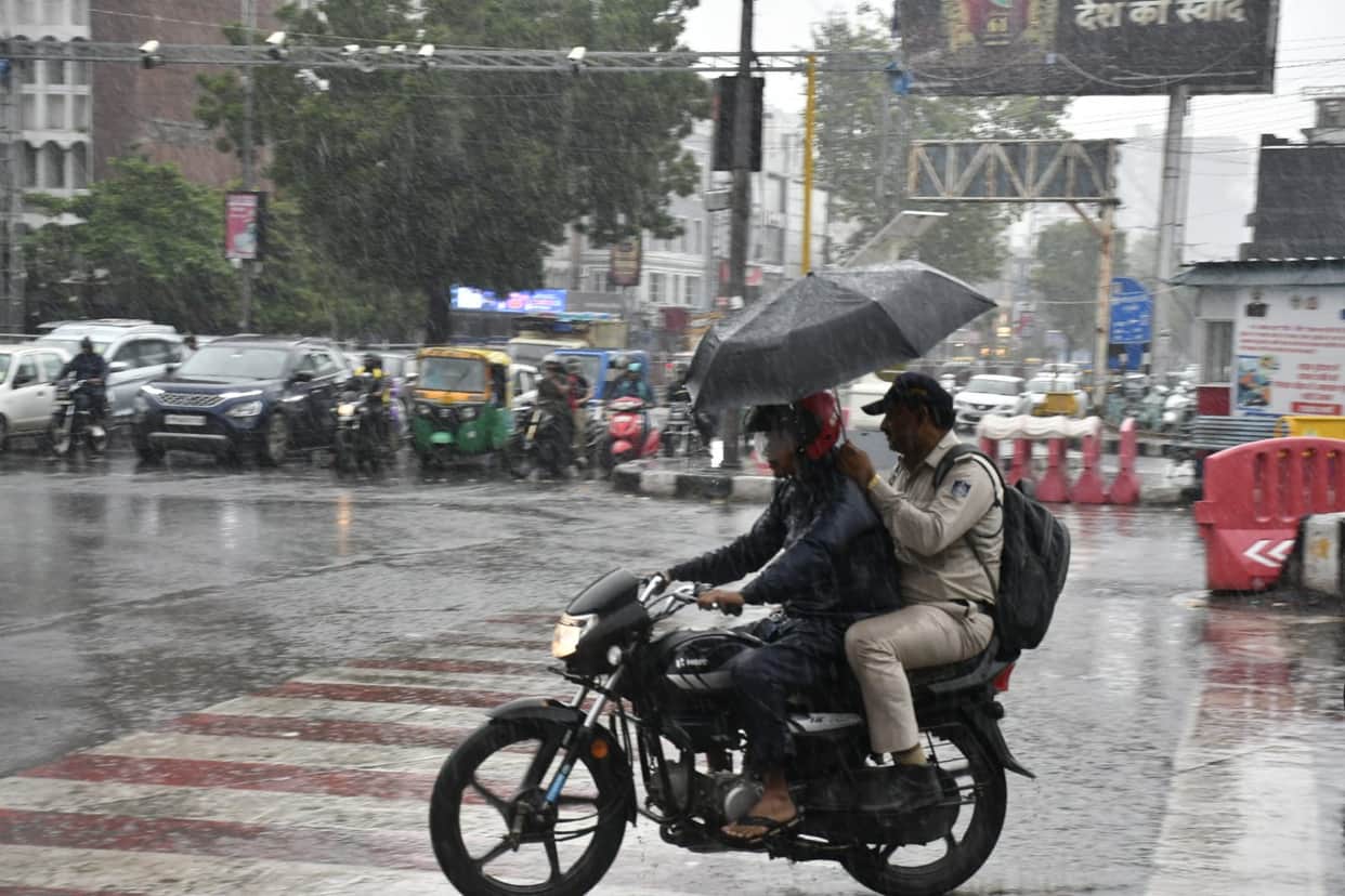 MP Weather Today: Monsoon returns to Madhya Pradesh; rainfall deficit remains at 10%; heavy rain alert for 5 d