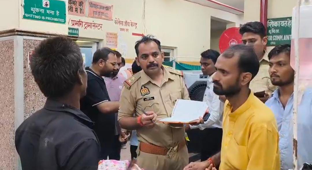 बांदा में करंट लगने से पिता पुत्र की मौत