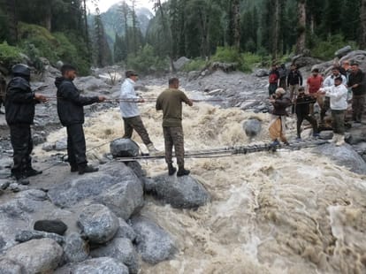Indian Army Rescues Stranded Villagers After Cloudburst Ravages Mayan, Restores Hope Amid Crisis