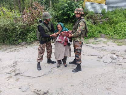 Indian Army Rescues Stranded Villagers After Cloudburst Ravages Mayan, Restores Hope Amid Crisis