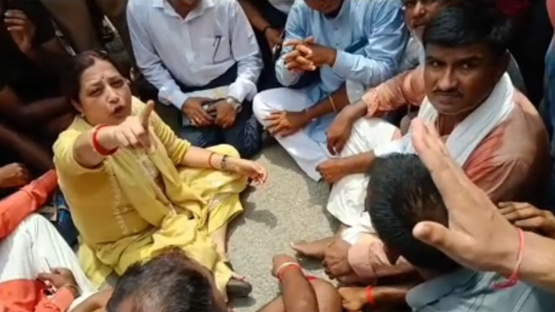 painful tragic story of father and son death by electrocution in Ballia