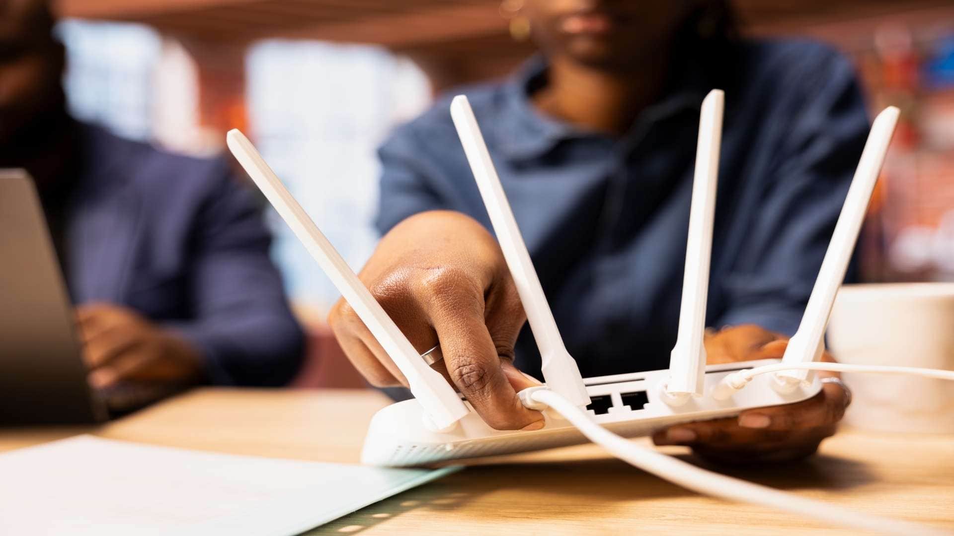 Tips: Should Turn Off Wi-Fi Night or Keep It On 24/7?