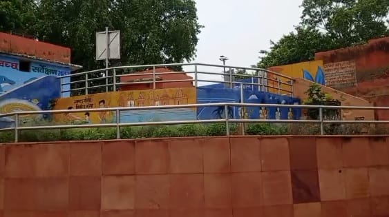 Kanpur Statue missing from Rani Lakshmibai Ghat for months it was removed after breaking