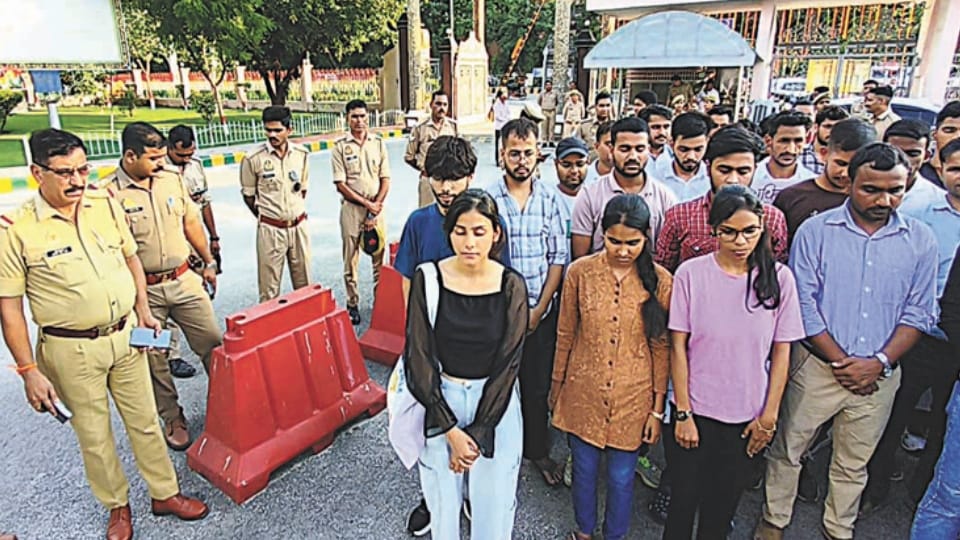 Meerut: Protests Erupt in Meerut Over Lathi Charge on Students at Delhi’s Jantar Mantar