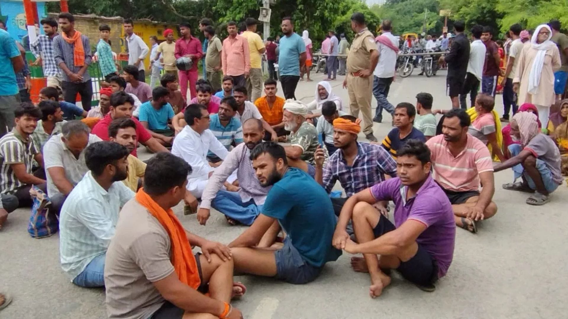 painful tragic story of father and son death by electrocution in Ballia