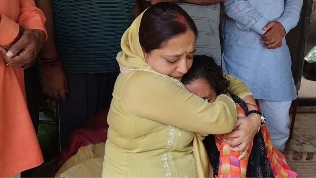 painful tragic story of father and son death by electrocution in Ballia