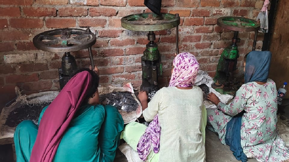 condition of education of the daughters of Roravar, Aligarh