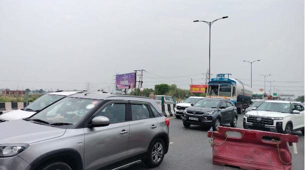Highway Con Gang Uses Vehicle Fault Trick to Steal Cash Worth Lakhs
