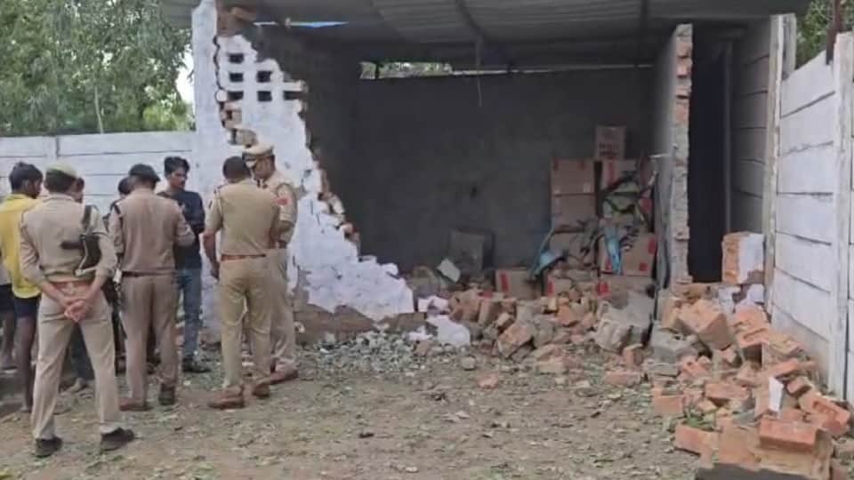 UP: Explosion at a firecracker factory in Saharanpur; four feared dead, two bodies recovered