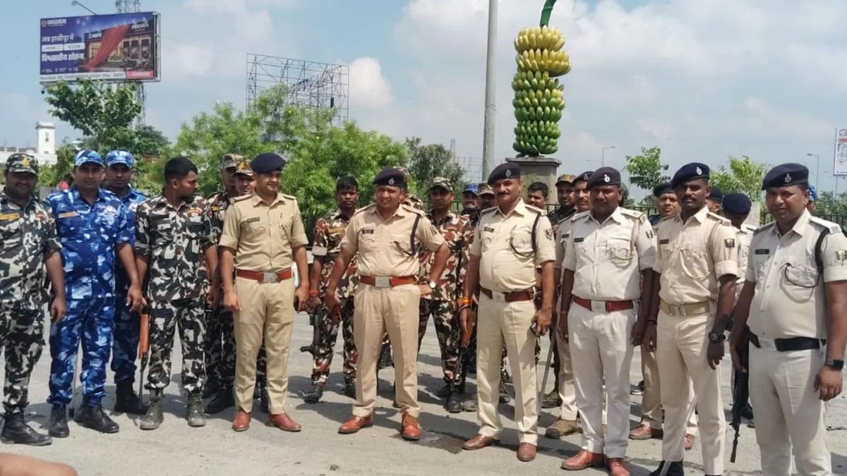Bihar: नीट धांधली के विरोध में बिहार बंद, सुरक्षा व्यवस्था सख्त; वैशाली में गांधी सेतु से शहर तक पुलिस तैनात