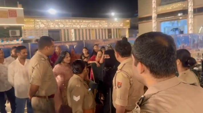 Kanpur Husband secretly getting married second time first wife arrived at guest house and created scene