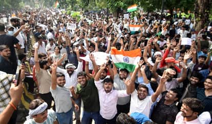 सिविल लाइंस में प्रदर्शन करते छात्र। फाइल फोटो