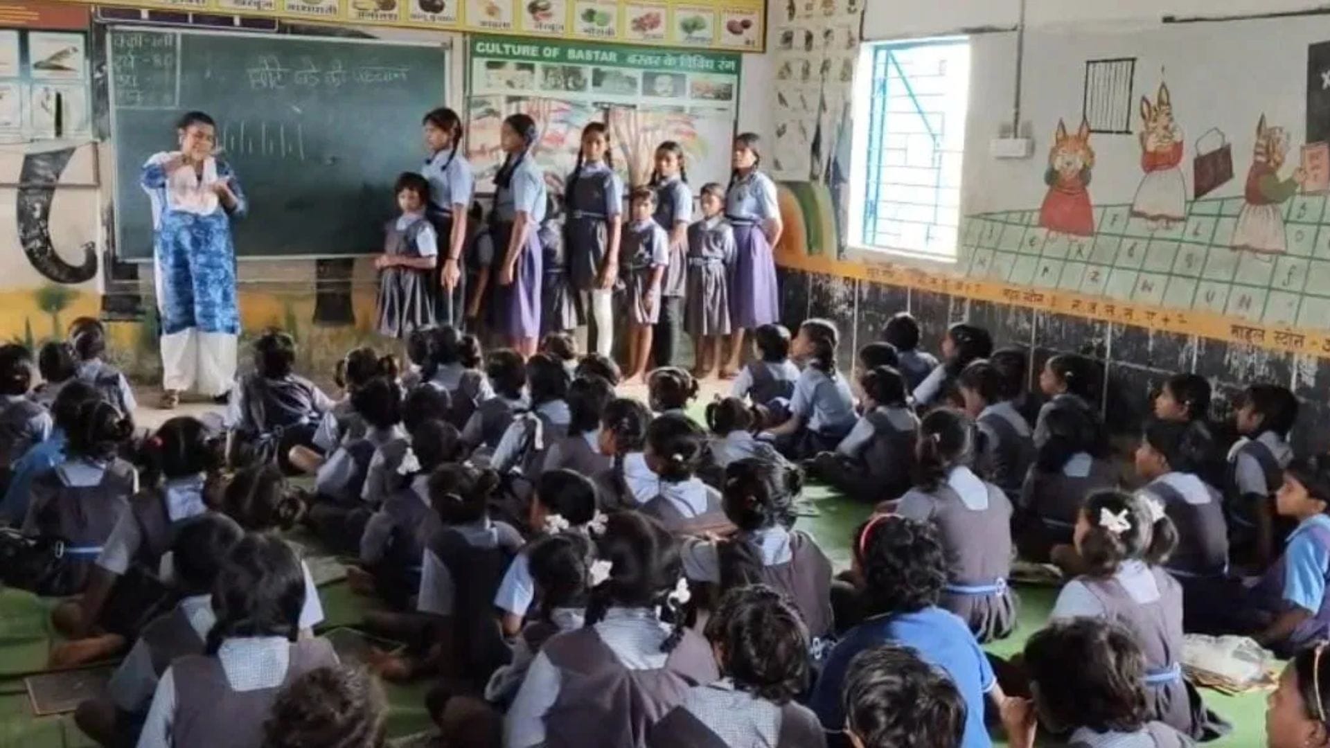 परधानपारा प्राथमिक शाला को मिला नया भवन