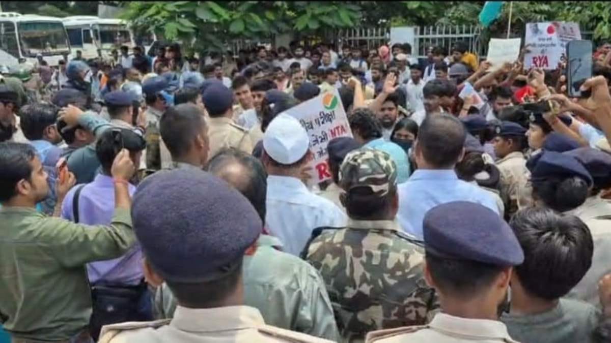 bihar-bandh-samastipur-protest-bhim-army-neet-paper-leak-nh-122-blockade-collectorate-gate-dharmendra-pradhan-