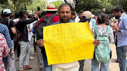 UP: Teacher aspirants gheraoed Mayawati's residence demanding jobs; they were taken into custody and sent to E