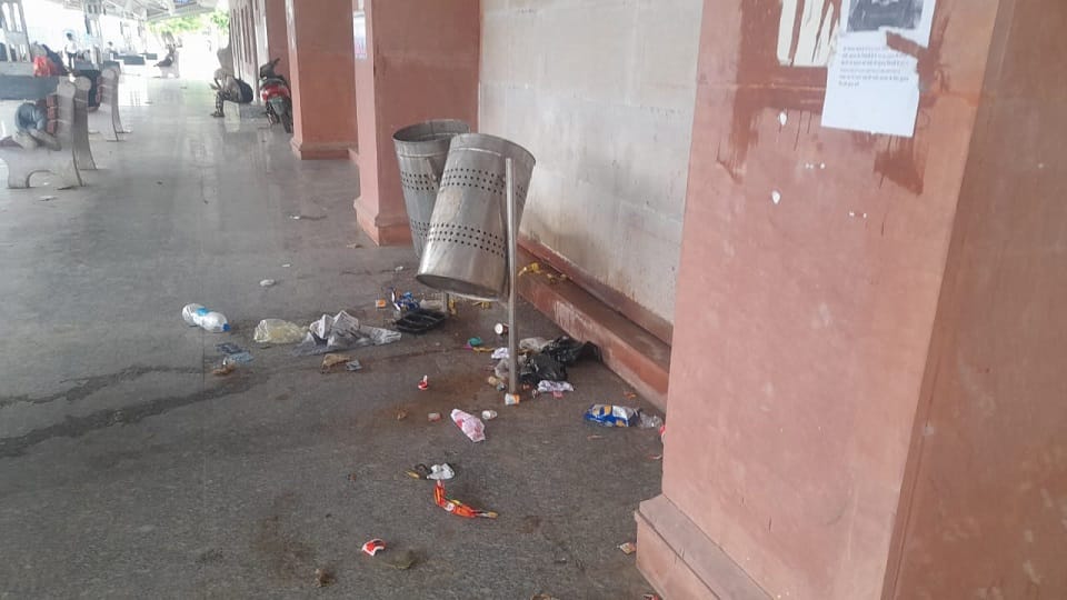 garbage accumulate at Idgah Railway Station due to sanitation workers strike