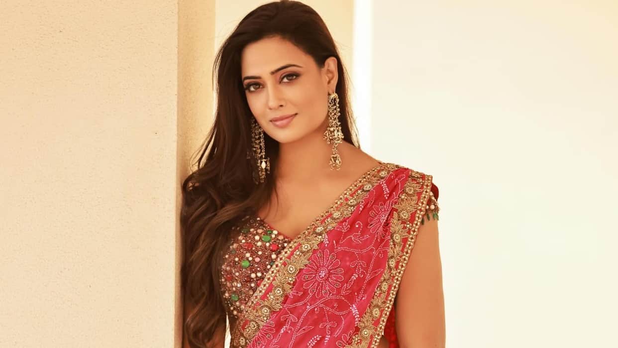 Shweta Tiwari Questioned CJP when Punjab Education Minister resigning After Dharmendra Pradhan resignation