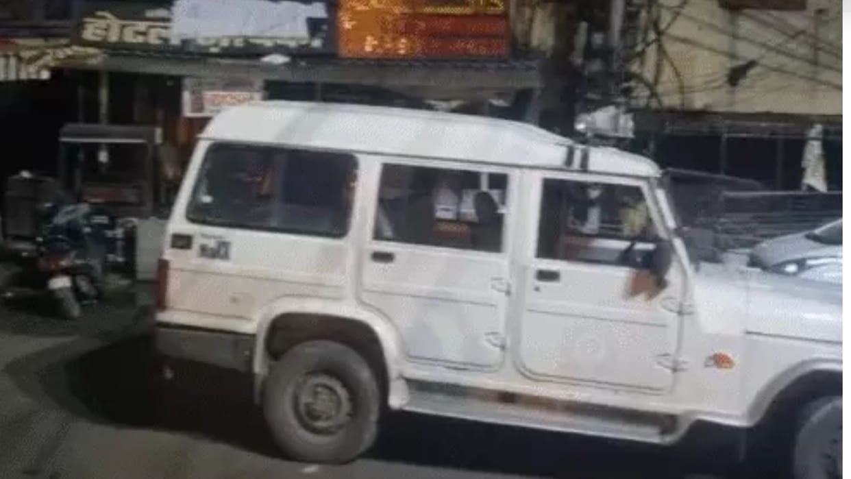 Bhopal News: Major overnight police operation in Bhopal's Itwara; 200 personnel raided more than 24 houses.